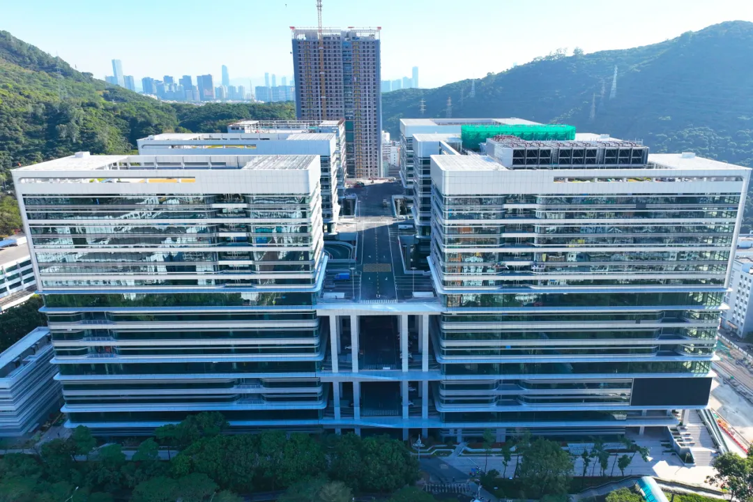 “工业上楼”典范：中国建筑承建的深圳南山智造（红花岭基地）项目开园-1.png