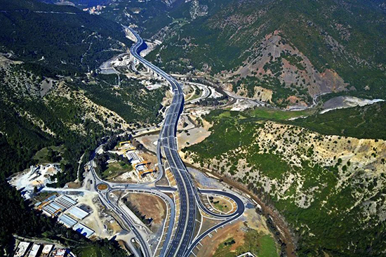 六国部长观摩中建承建南北高速公路项目施工路段4.jpg