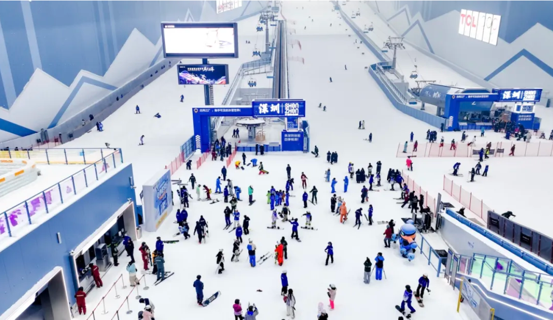 中国建筑打造的全球最大室内滑雪场正式开业 3.png