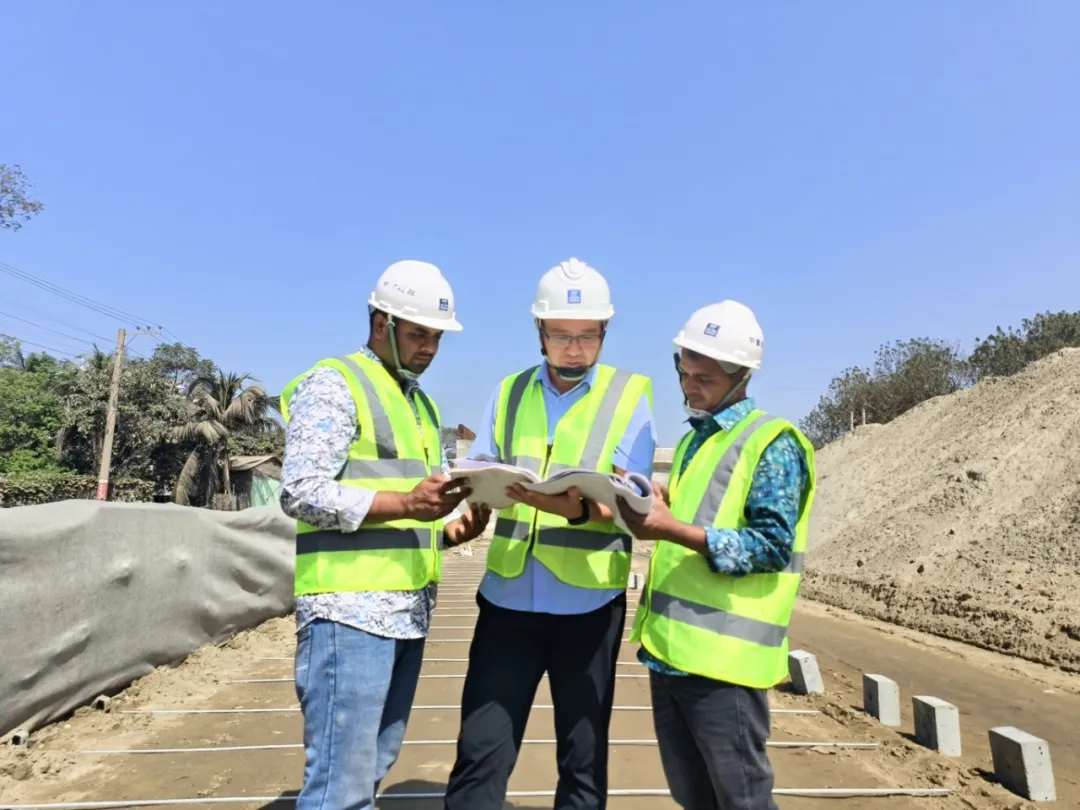 Up We Build：走进中国“师父”与外国“徒弟”的师徒情缘2.png