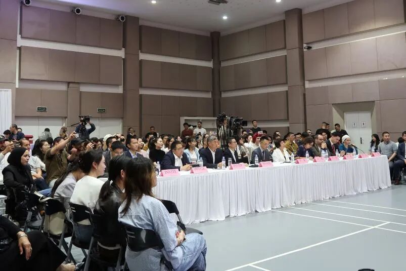 “中阿青年外语风采展示比赛”成功举办（1）.jpg